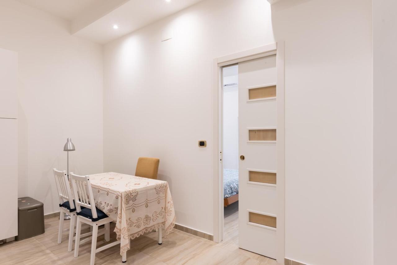 Il Priscio Apartment Барі Екстер'єр фото