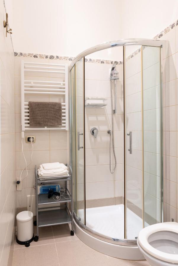 Il Priscio Apartment Барі Екстер'єр фото
